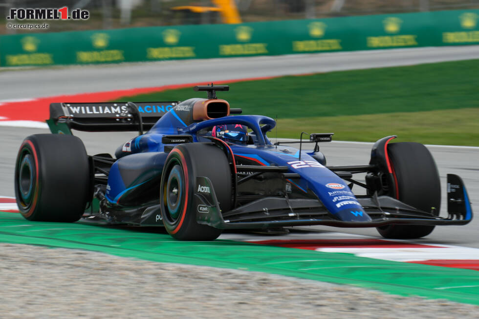 Foto zur News: Alexander Albon (4): Schadensbegrenzung im Rennen mit P16 in einem schwachen Williams. Auch er selbst fuhr aber nicht fehlerfrei. Im Qualifying war er in Q1 im Kiesbett und beschädigte den Unterboden, was vermutlich die Chance auf Q2 kostete. Punkte wären aber auch mit einem besseren Startplatz nicht drin gewesen.