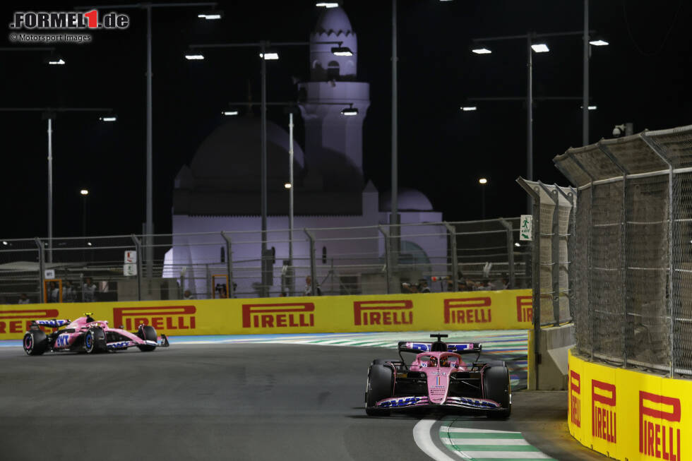 Foto zur News: Esteban Ocon (2): Holte am Samstag mit P8 als &quot;Best of the Rest&quot; das Maximum heraus, im Qualifying konnte er auf P7 sogar Hamilton im Mercedes schlagen. Nach dem Chaosrennen in Bahrain dieses Mal ein sauberes Wochenende. Das würdigen wir entsprechend, nachdem wir ihn vor zwei Wochen noch abgestraft haben.