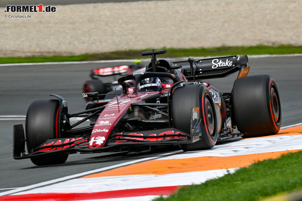 Foto zur News: Valtteri Bottas (4): Hielt das Auto im Gegensatz zum Teamkollegen auf der Strecke, aber da hören die positiven Aspekte eigentlich auch schon auf. Als Vorletzter raus in Q1, im Rennen als 14. weit weg von den Punkten. Ausreichend, aber mehr ganz sicher nicht.