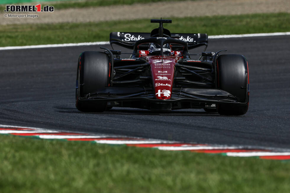 Foto zur News: Valtteri Bottas (4): Das Rennen des Finnen ist quasi nicht zu bewerten, weil er gleich zu Beginn von Sargeant abgeräumt wurde. Nach dem Aus in Q1 am Samstag konnte er sich daher nicht mehr für eine bessere Note empfehlen.