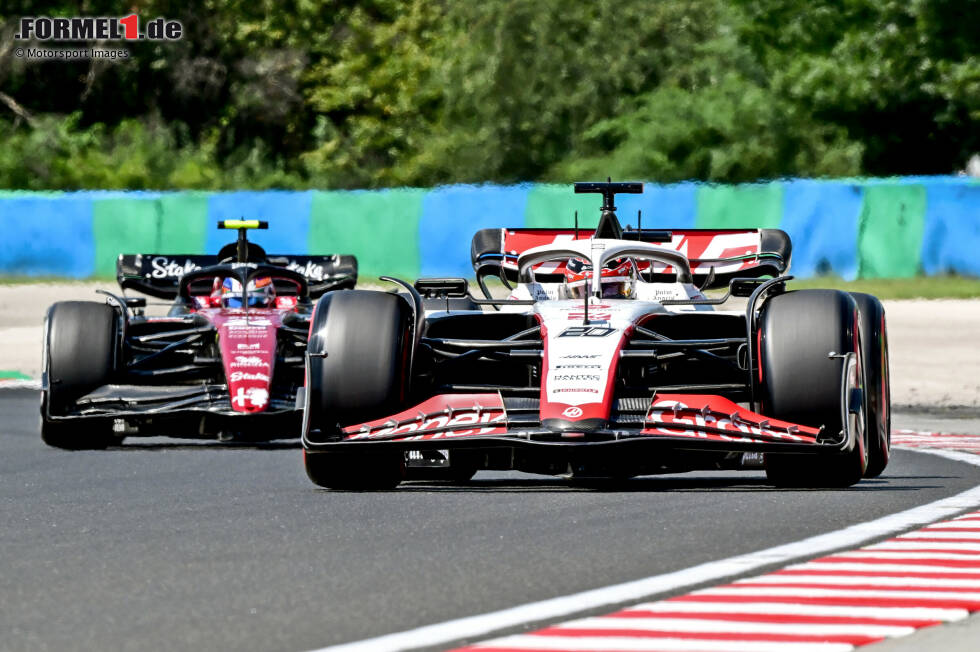 Foto zur News: Kevin Magnussen (5): Im Qualifying zum dritten Mal in Folge Vorletzter, während es der Teamkollege erneut in Q3 schaffte. Im Rennen Platz 17 und damit sogar Letzter unter den Fahrern, die die Zielflagge sahen. Braucht dringend mal wieder ein Erfolgserlebnis.