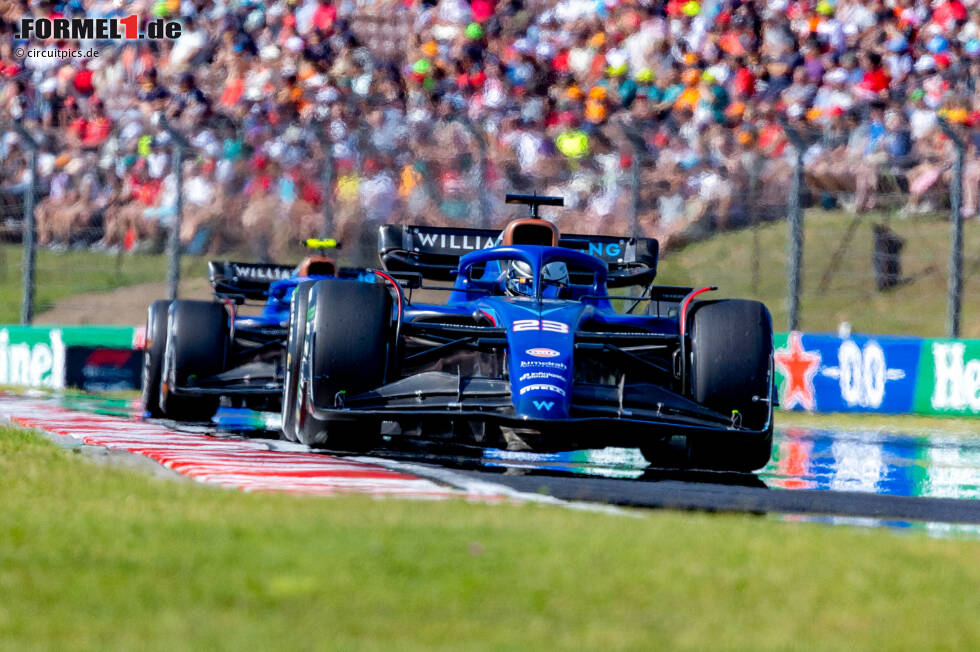 Foto zur News: Alexander Albon (3): Mit P11 im Prinzip &quot;Best of the Rest&quot; hinter den inzwischen fünf Topteams. Ein gutes Rennen, aber sein Aus in Q1 brachte ihn um eine bessere Ausgangsposition und damit bessere Chancen im Rennen. Das war der Mehrheit dann zu wenig für eine 2.