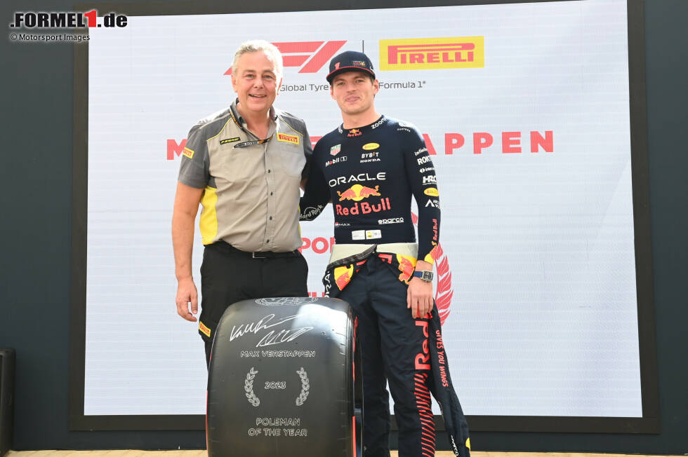 Foto zur News: In diesem Zusammenhang konnte Verstappen seine letzten 16 Rennen von der Pole aus allesamt gewinnen. Eine Serie, die 2022 in Zandvoort begann. Das letzte Mal, dass er eine Pole nicht in einen Sieg umwandeln konnte, war beim Österreich-GP 2022, der von Charles Leclerc gewonnen wurde.