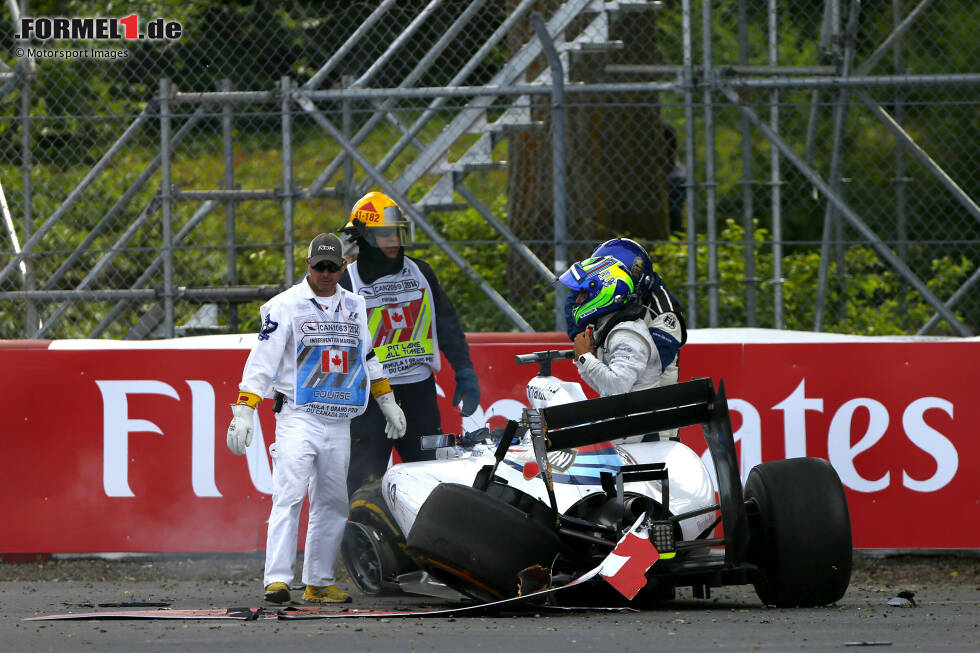 Foto zur News: 2014: 15 Jahre nach der ersten Safety-Car-Zieldurchfahrt musste das Rennen in der Schlussphase wieder neutralisiert werden. Massa war in der letzten Runde in Kurve 1 in das Heck von Sergio Perez gekracht.