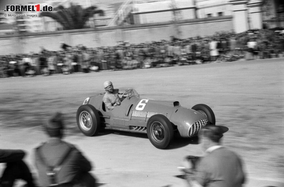 Foto zur News: #5: Dorino Serafini (41 Jahre, 43 Tage) - Der Italiener macht sich eigentlich einen Namen im Motorradrennsport und geht 1950 nur ein einziges Mal in der Formel 1 an den Start. Beim Saisonfinale in Monza wird er für Ferrari Zweiter - allerdings unter Mithilfe von Alberto Ascari, mit dem er sich das Auto teilt.