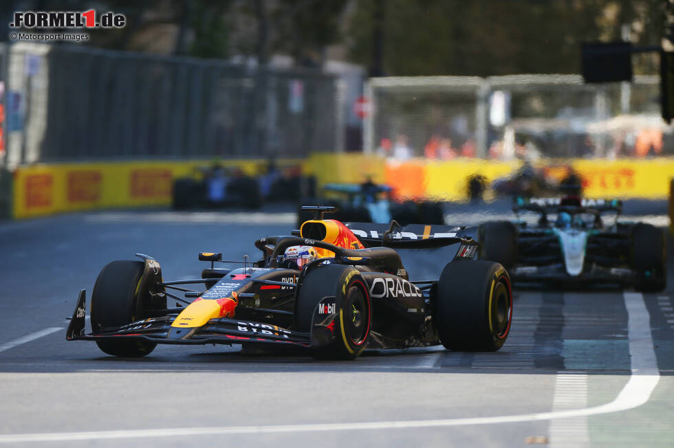 Foto zur News: Max Verstappen (Marc Surer: 3) - &quot;Der Superstar bröckelt. Neben der mäßigen fahrerischen Leistung muss man auch bemängeln, dass er wohl die Abstimmung seines Autos verschlechtert hat.&quot;