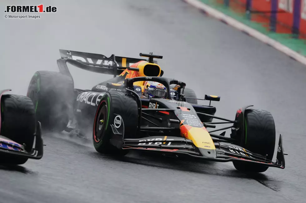 Foto zur News: Max Verstappen (Marc Surer: 1) - &quot; Er fuhr wie ein viermaliger Weltmeister! Nur das VSC-Vergehen war unnötig.&quot;