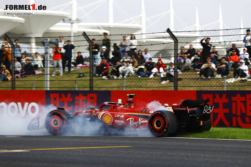 Foto zur News: Carlos Sainz (Marc Surer: 3) - &quot;Seinen Abflug im Qualifying und das Manöver gegen Charles im Sprint muss man meiner Meinung nach abziehen.&quot;