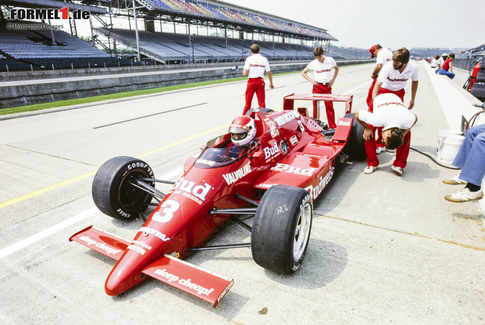 Foto zur News: ... Newey zeichnet auch für den March 86C verantwortlich, mit dem Bobby Rahal 1986 die Meisterschaft gewinnt. In beiden Jahren sind die Newey-Autos die Siegerautos bei den legendären 500 Meilen von Indianapolis, dem Indy 500.