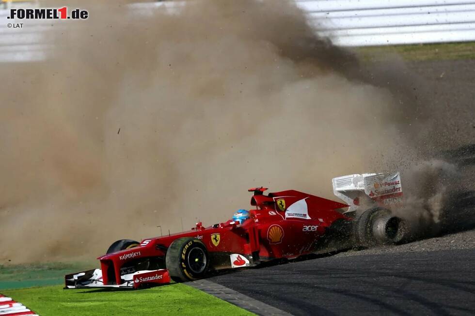 Foto zur News: 12. Fernando Alonso (Ferrari) beim Großen Preis von Japan 2012 - Grund: Unfall