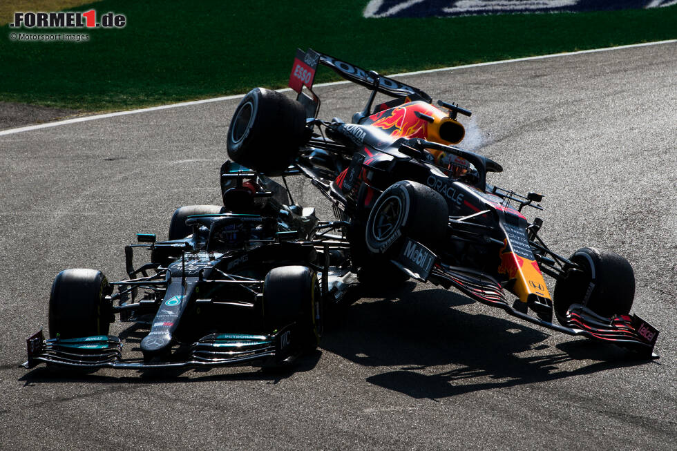 Foto zur News: 3. Max Verstappen (Red Bull) beim Großen Preis von Italien 2021 - Grund: Unfall