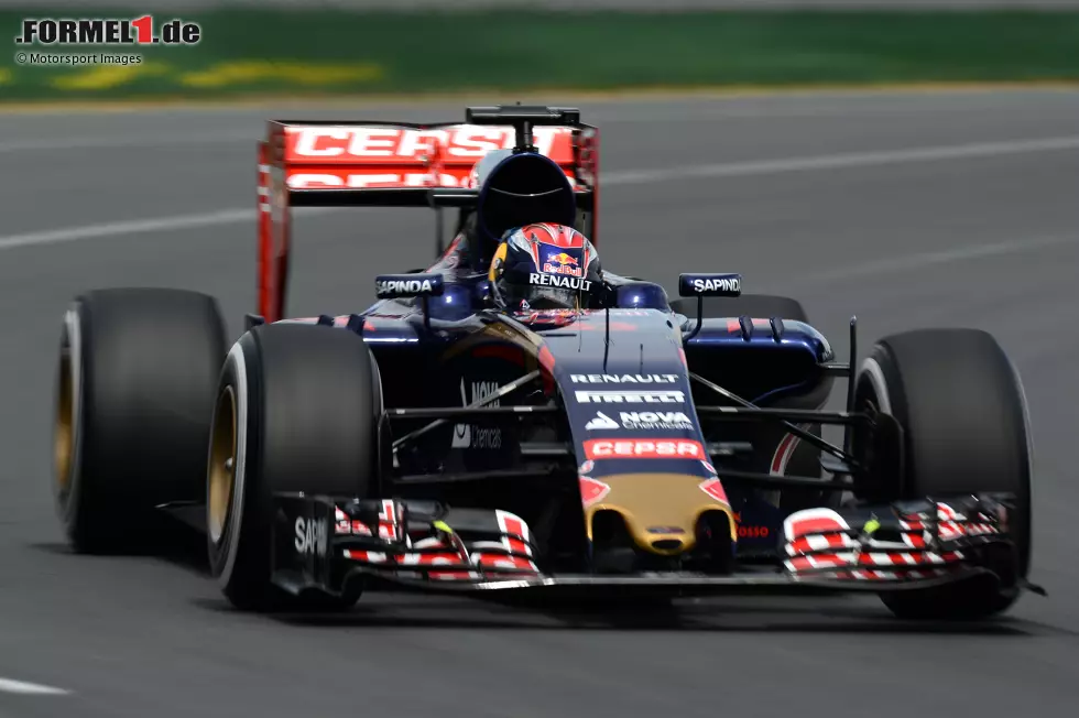 Foto zur News: Max Verstappen: Toro Rosso STR10 (2015)