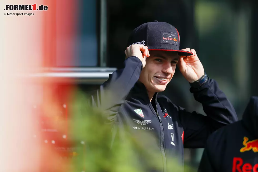 Foto zur News: ... hatte Max Verstappen gerade mal fünf Grand-Prix-Siege vorzuweisen und war damit gerade so in die Top 50 der &quot;ewigen Siegerliste&quot; eingestiegen. Aktuell belegt er mit 57 Siegen den dritten Platz in dieser Liste.