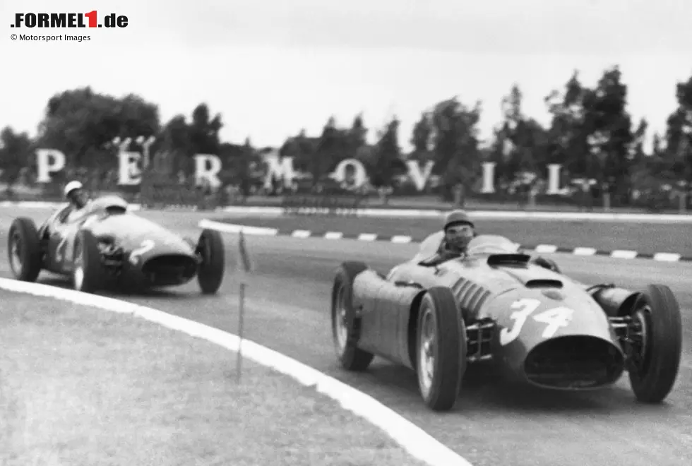 Foto zur News: Luigi Musso (Italien): Er wird 1956 in Argentinien zum Rennsieger, weil er zunächst das Auto fährt, mit dem Juan Manuel Fangio später gewinnt. Der Autotausch ist damals noch erlaubt - und für Fangio das Mittel zum Zweck, weil sein eigenes Auto streikte.