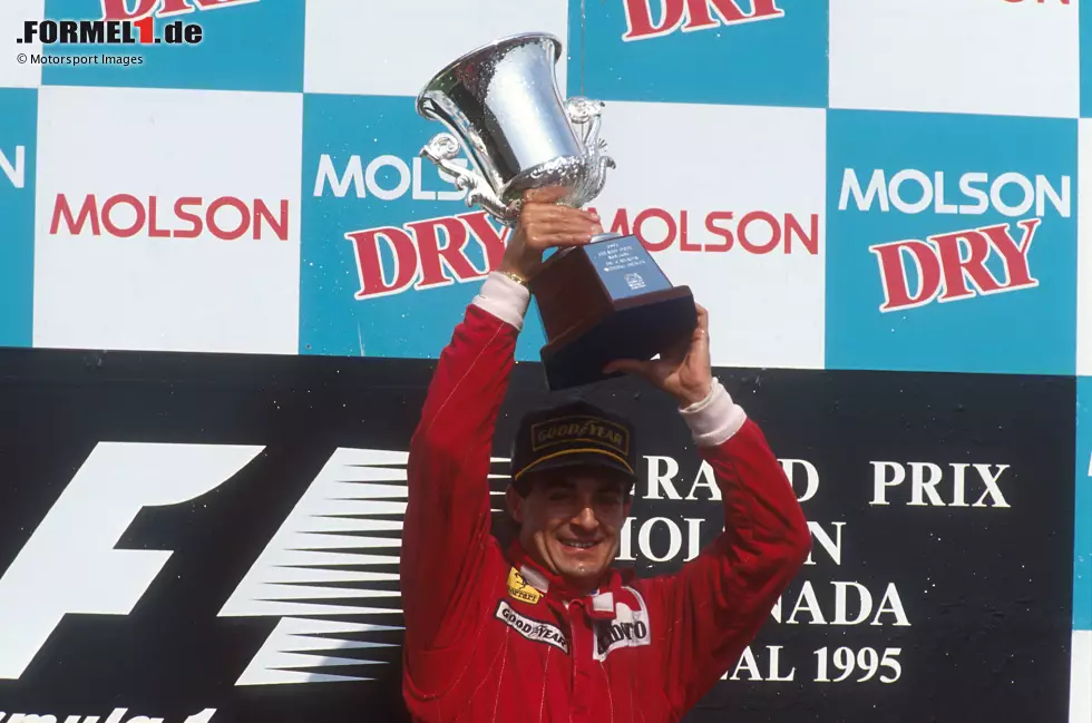 Foto zur News: Jean Alesi (Frankreich): Ausgerechnet an seinem Geburtstag am 11. Juni 1995 erzielt Alesi seinen einzigen Formel-1-Sieg, beim Kanada-Grand-Prix in Montreal. Es ist der letzte Erfolg eines Zwölfzylinder-Motors in der Formel 1.