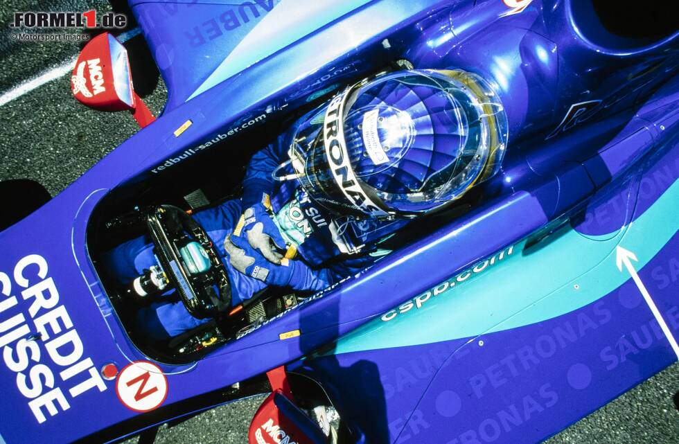 Foto zur News: ... von Nick Heidfeld mit WM-P8 in der Saison 2001 nach einem dritten Platz für Sauber.