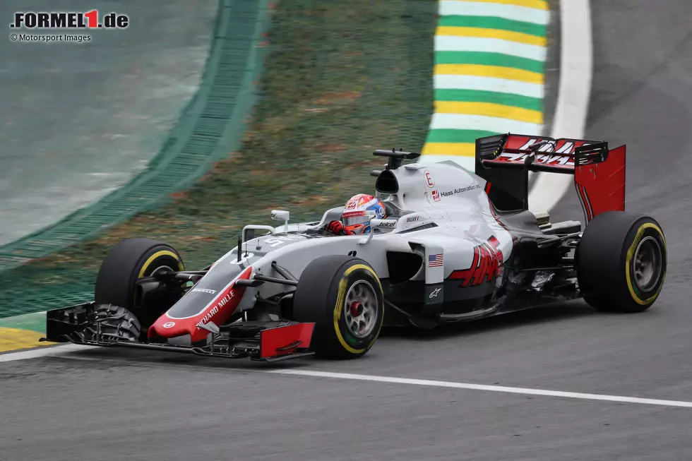 Foto zur News: Haas: Das jüngste Team der aktuellen Formel 1 steigt 2016 mit dem VF-16 ein. &quot;VF&quot; steht für &quot;Very First&quot;, und das trifft zu: Haas ist als ein kompletter Neueinsteiger in die Formel 1 gekommen, ohne zuvor ein anderes Team zu übernehmen. Ein kompletter Eigenbau ist der VF-16 aber nicht, weil das Chassis von Dallara stammt.