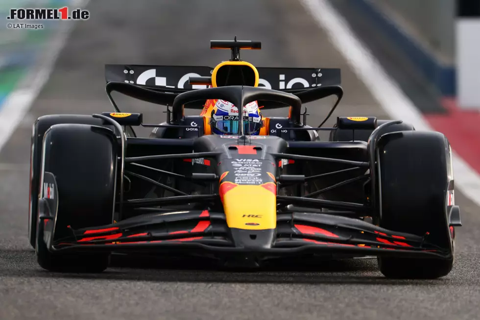 Foto zur News: Red Bull 2025: Liam Lawson / Max Verstappen