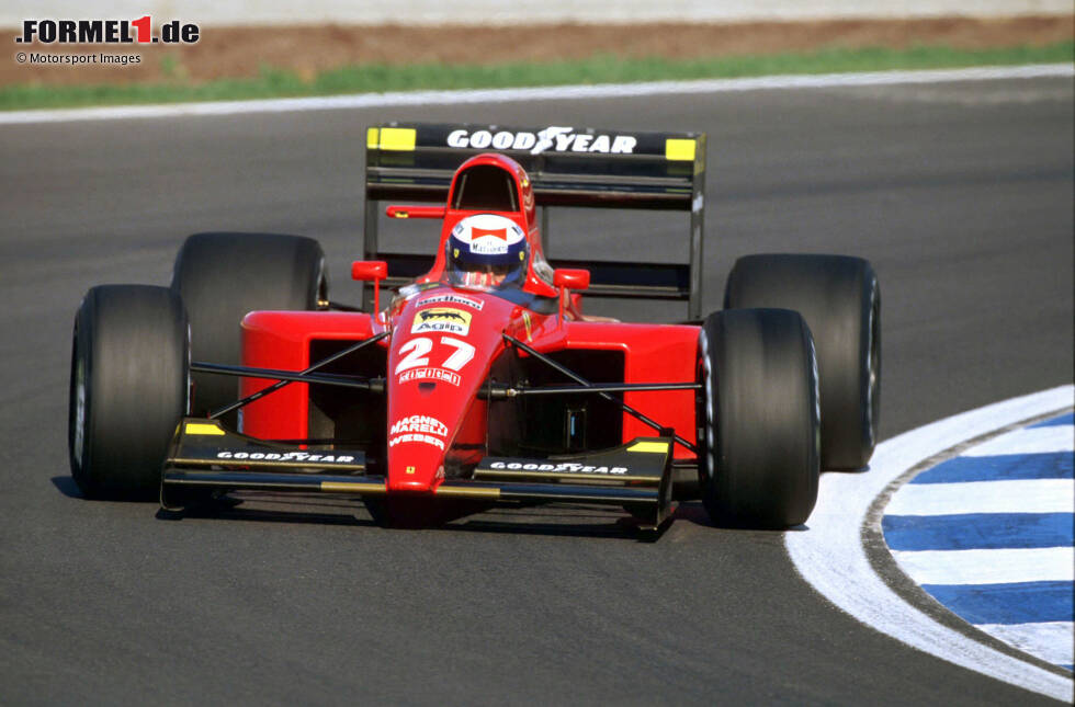 Foto zur News: Als dreimaliger Weltmeister wechselt Prost von McLaren zu Ferrari. Er gewinnt fünf Rennen in Rot und wird WM-Zweiter im ersten Jahr 1990. Nach der Saison 1991 setzt Ferrari Prost vor die Tür und er entscheidet sich für ein Jahr Pause, ehe ...