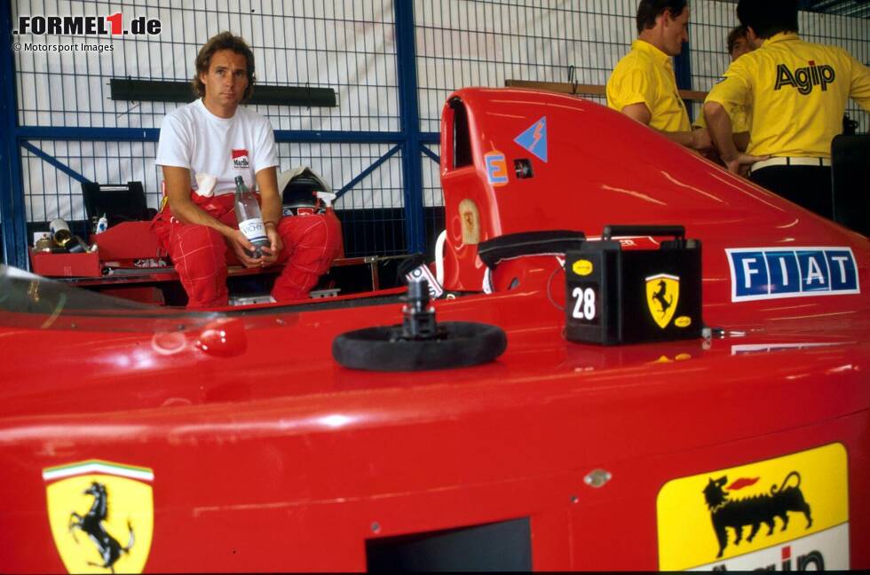 Foto zur News: Beim folgenden Rennen in Spanien setzt Ferrari nur ein Auto ein: Gerhard Berger fährt im einzigen Ferrari auf Platz zwei.