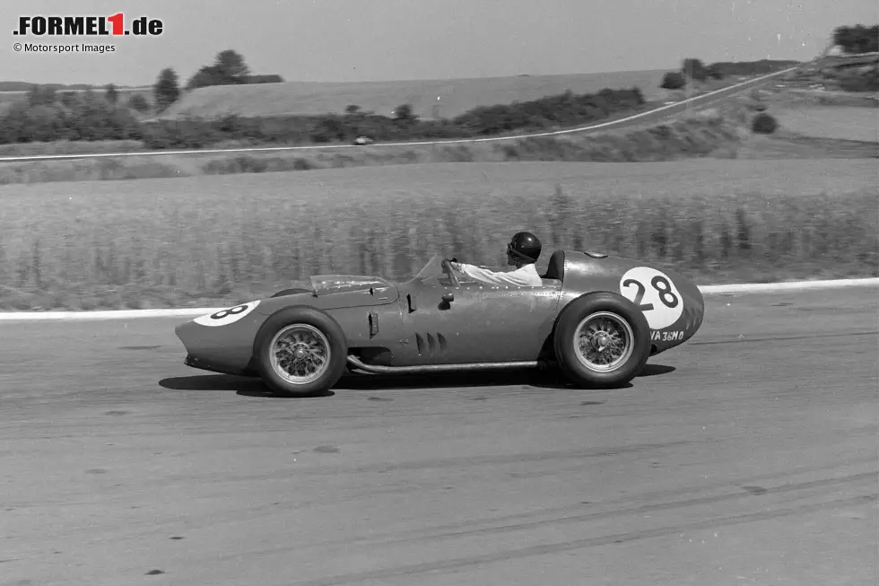 Foto zur News: Bevor Dan Gurney sein eigenes Team in der Formel 1 an den Start bringt, startet er für Ferrari. Beim Debüt in Frankreich fällt er aber aus. Insgesamt vier seiner 87 Grands Prix fährt er in Rot.