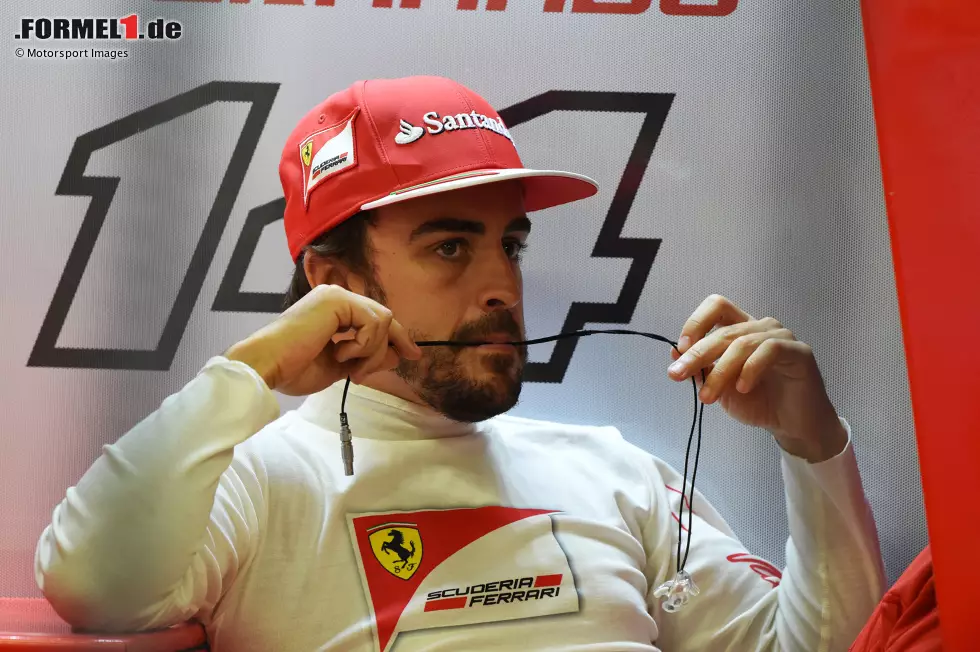 Foto zur News: ... 2014 scheitert Alonso noch zwei weitere Male als Zweiter an Vettel und bleibt in seinem letzten Ferrari-Jahr sogar komplett sieglos. Dann gibt Alonso auf und wechselt zu McLaren, das ab 2015 mit schwachen Honda-Antrieben komplett abstürzt und Alonso noch mehr frustriert.