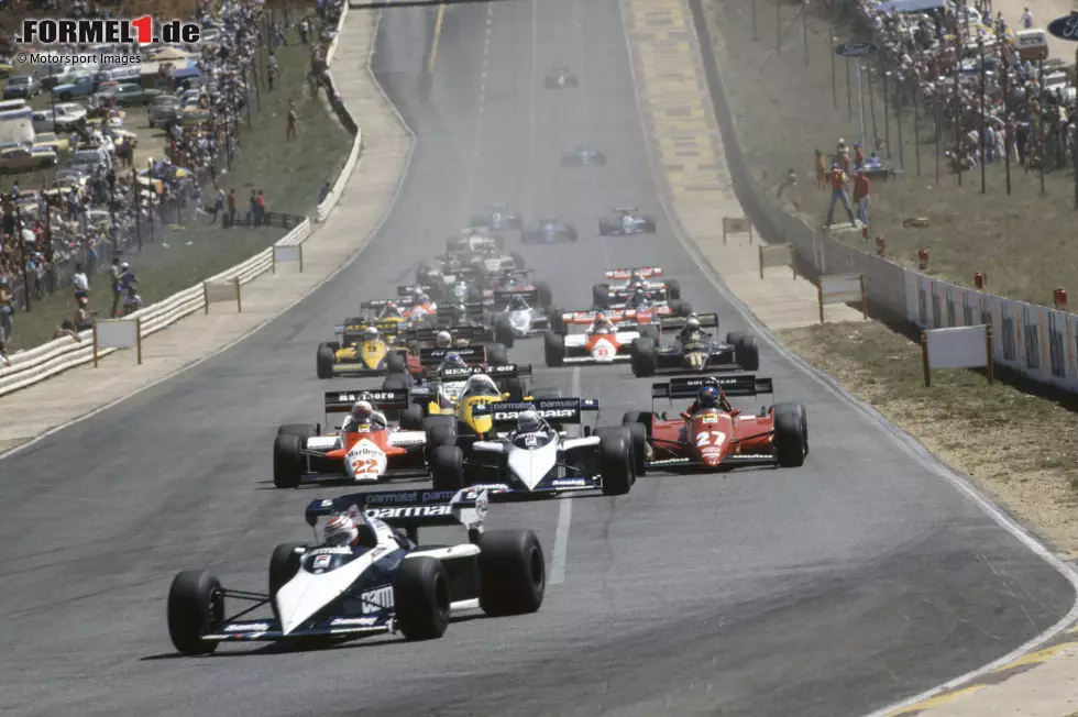 Foto zur News: Kyalami (1983) - Der Südafrika-Grand-Prix in Kyalami hat schon eine gewisse Tradition, als er einmalig zum Saisonfinale erkoren wird. Nelson Piquet sichert sich zum ersten Mal den WM-Titel und Ferrari wird Konstrukteursmeister, ohne im letzten Rennen zu punkten.