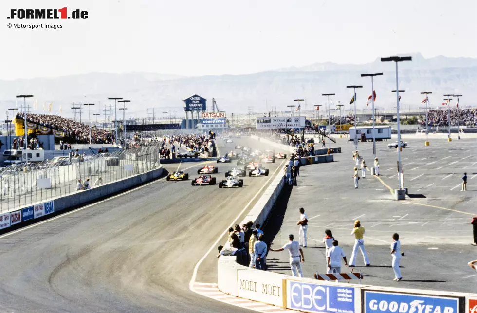 Foto zur News: Las Vegas (1981-82) - In der US-Spielerstadt in Nevada trägt die Formel 1 zweimal ihr Saisonfinale aus, auf einem Parkplatz eines großen Hotels. Entsprechend fade sind die Rennen auf der temporären Strecke, und nach zwei Grands Prix ist die Formel 1 wieder weg. Erst 2023 kehrt sie zurück - auf einen &quot;echten&quot; Stadtkurs in Las Vegas.