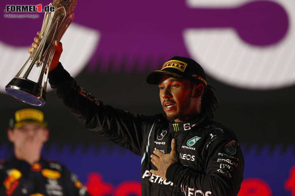 Foto zur News: Am 5. Dezember 2021 gewinnt Lewis Hamilton den Grand Prix von Saudi-Arabien in Dschidda. Und in der Formel 1 ist damals vieles anders als heute, wie unsere Fotostrecke zeigt.