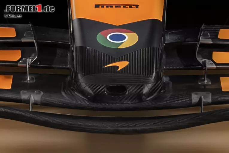 Foto zur News: Ganz vorne am Auto lässt McLaren die Nase auf dem zweiten Frontflügel-Element ansetzen. Das haben wir so auch schon bei anderen Formel-1-Teams gesehen. Sehr viel mehr ...