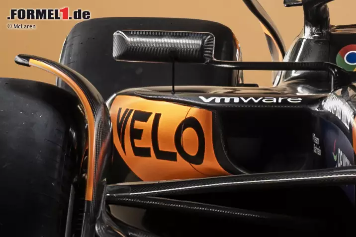 Foto zur News: ... McLaren beim MCL38, obwohl McLaren den gleichen Antriebsstrang benutzt. Hier scheint man also unterschiedliche Ansätze für die gleiche Funktion gefunden zu haben. Und im Gegensatz zu McLaren ...