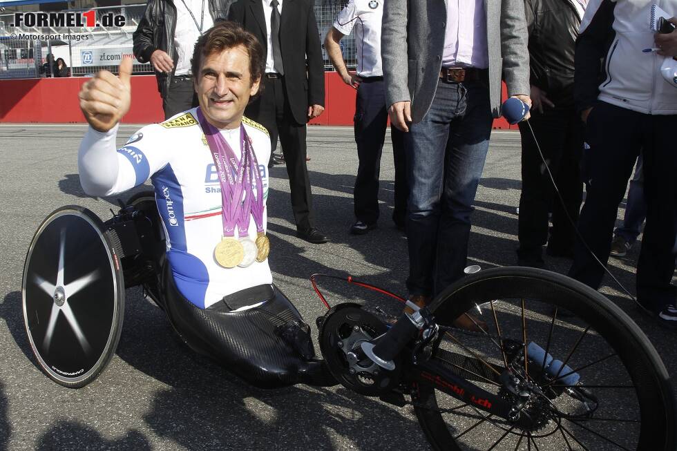 Foto zur News: ... ab 2011 nimmt er an Handfahrer-Rennen teil und gewinnt 2012 und 2016 insgesamt vier Gold- und zwei Silbermedaillen bei Paralympischen Spielen.