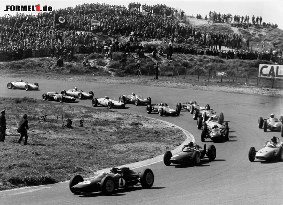 Foto zur News: Ben Pon (Niederlande): Er kommt auf nur einen Renneinsatz, 1962 bei seinem Heimrennen in Zandvoort (links oben im Bild). Doch schon nach wenigen Runden ist Schluss nach einem schweren Unfall mit Überschlag, den Pon aber fast unverletzt übersteht. Anschließend fährt er nur noch Sportwagen-Rennen.