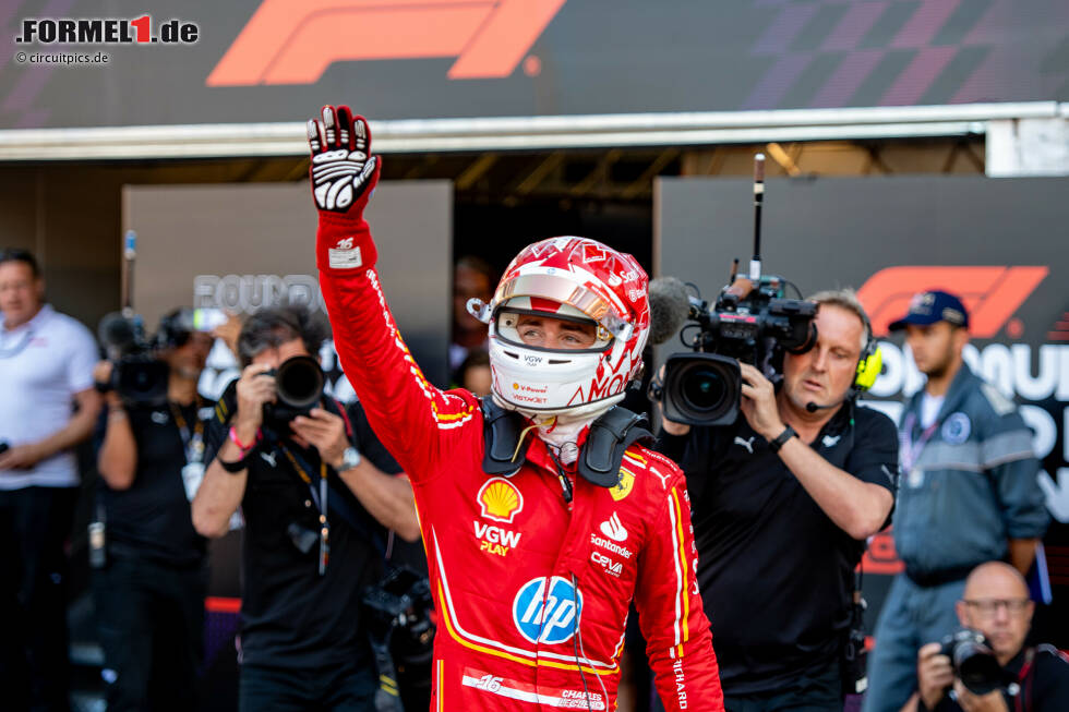 Foto zur News: Es folgte die Pole von Charles Leclerc (Ferrari) in Monaco und dann die beiden angesprochenen ersten Plätze von Mercedes und McLaren. Technisch gesehen gab es die Serie sogar zwei Mal, den man könnte auch bei Leclerc anfangen und dann bei Verstappens Pole in Spielberg enden.