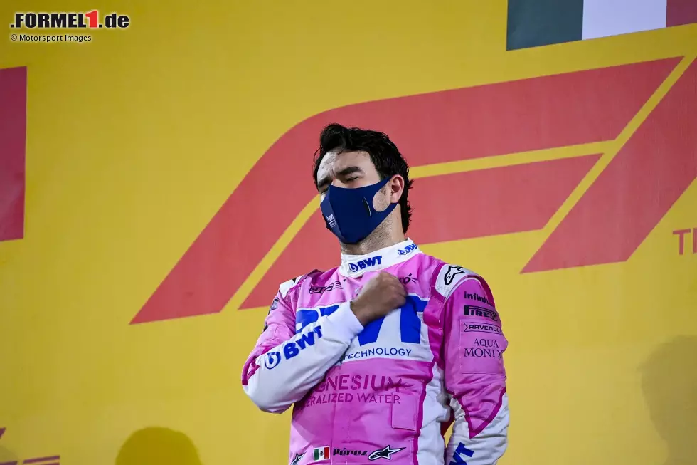 Foto zur News: Sportlich war man sogar recht erfolgreich und konnte in den zweieinhalb Jahren des Bestehens sogar einen Sieg mit Sergio Perez feiern - im vorletzten Rennen 2020 in Bahrain. Ab 2021 wandelte Stroll das Team dann in Aston Martin um.