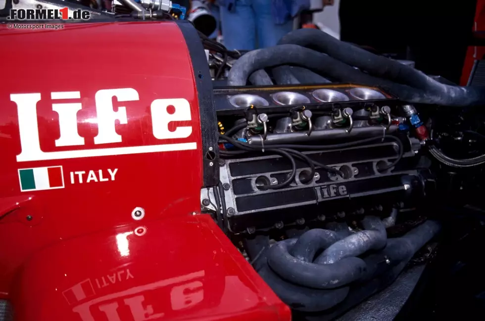 Foto zur News: Life Racing Engines: Im Grunde ist am Namen Life nichts verkehrt, kurios ist aber, dass Teamgründer Ernesto Vita das Team nach sich selbst in einer anderen Sprache benannte - Vita heißt auf italienisch Leben, also &quot;Life&quot;.