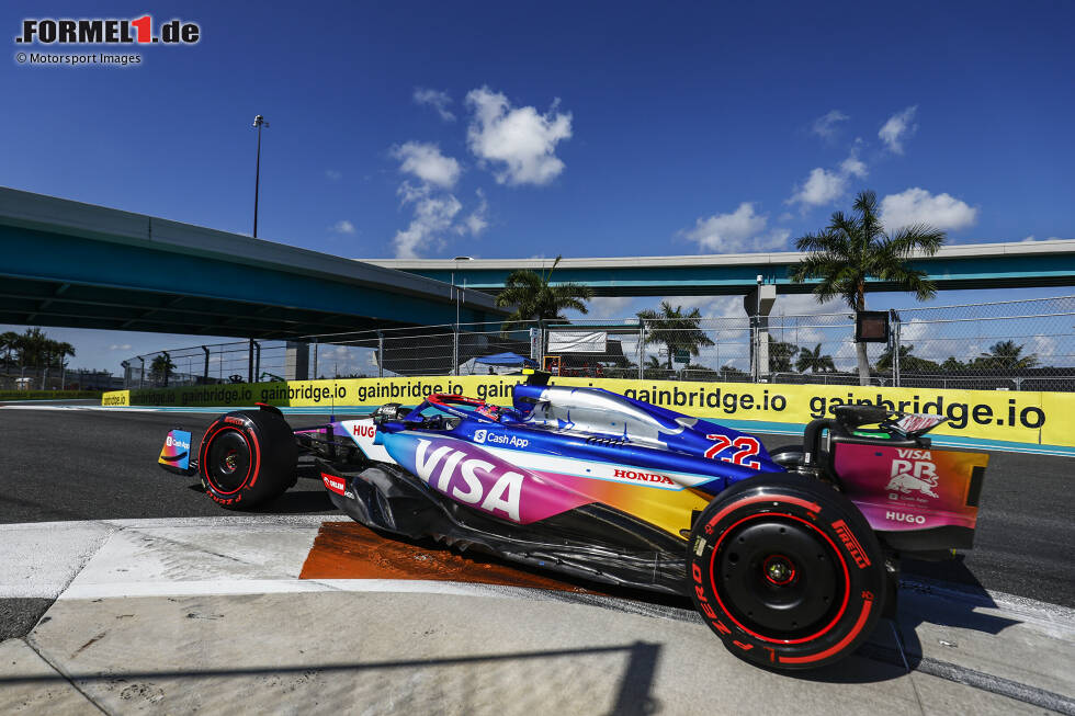 Foto zur News: ... auf dem Chassis des Autos, ein US-amerikanischer Sponsor macht es möglich.