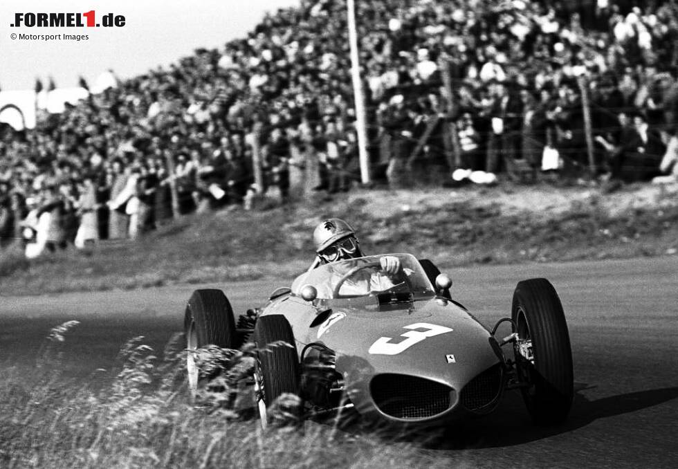 Foto zur News: ... 40 Jahre! Wolfgang von Trips führte 1961 in Zandvoort einen Ferrari-Doppelsieg an, bei dem er nach dem Start in jeder Runde in Führung war. Für den Deutschen sollte die Saison aber tragisch enden, denn beim vorletzten Saisonrennen in Monza verunglückte er tödlich - als zu dem Zeitpunkt WM-Führender.