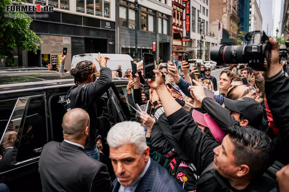 Foto zur News: Für weitere Bilder des spektakulären Demoruns in New York City einfach durchklicken ...