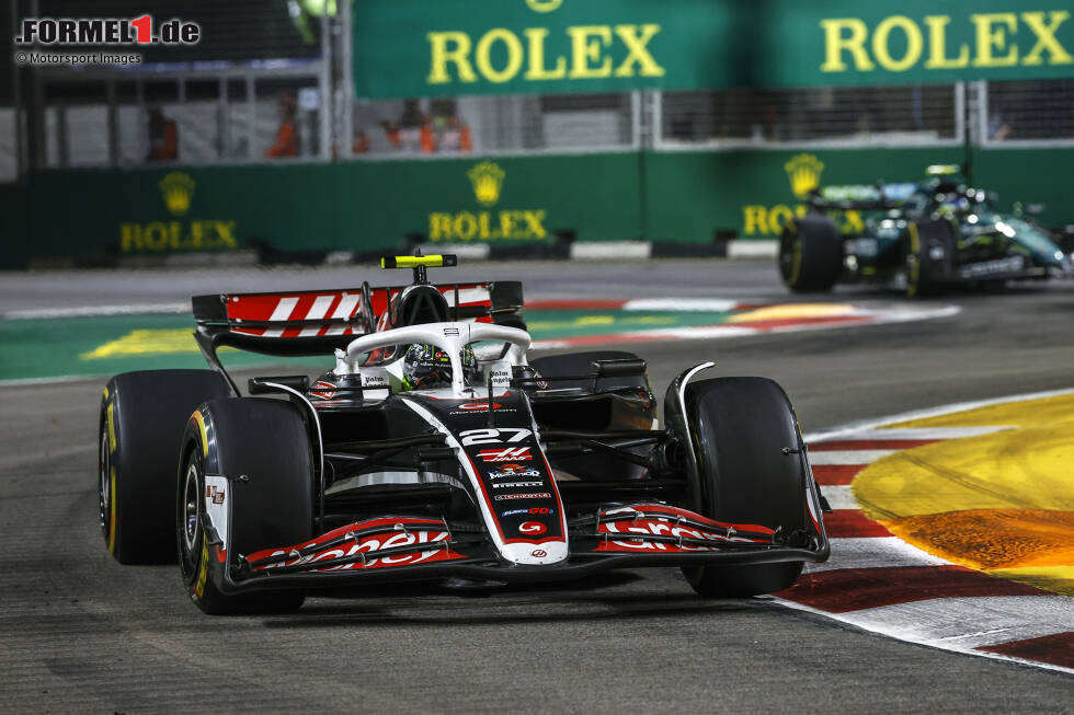 Foto zur News: 18. Singapur: Hülkenberg feiert den ersten Sieg seit Silverstone und macht einen großen Schritt Richtung Titel, obwohl Tsunoda nach vier Nullnummern auch endlich wieder punktet. Rookie Colapinto steht auch in seinem dritten Rennen auf dem Podium. Stand: 1. Hülkenberg (95), 2. Tsunoda (74), 3. Albon (57), 4. Ricciardo (54), 5. Ocon (50).