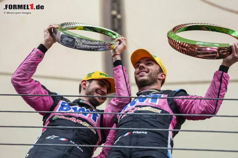 Foto zur News: 21. Sao Paulo: Alpines große Stunde schlägt. Ocon und Gasly feiern einen Doppelsieg, während Tsunodas dritter Platz zu wenig ist, um die WM noch einmal spannend zu machen. Trotz Nullnummer fehlt Hülkenberg nur noch ein Punkt zum Titel. Stand: 1. Hülkenberg (113), 2. Tsunoda (80), 3. Magnussen (64), 4. Gasly (63), 5. Ocon (62.).