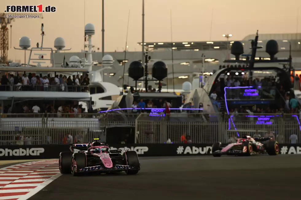 Foto zur News: 24. Abu Dhabi: Gasly holt seinen zweiten Sieg in Folge, doch in der WM kommt der Endspurt zu spät. Albon steht erstmals seit Baku wieder auf dem Podium und verdrängt Ocon noch aus den Top 5, dessen Vertreter Doohan punktet beim Debüt auf P6. Stand: 1. Hülkenberg (132), 2. Tsunoda (91), 3. Gasly (85), 4. Magnussen (73), 5. Albon (62.).