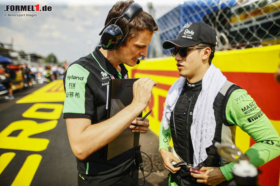 Foto zur News: Guanyu Zhou (Redaktion: 5) - Die 6 gab es für ihn von uns in Zandvoort. Das Wochenende in Monza war keine ganz so große Katastrophe, aber im Qualifying wurde er wieder mit großem Rückstand Letzter, im Rennen blieb ihm das Schicksal nur durch Strolls späten Reifenwechsel erspart.