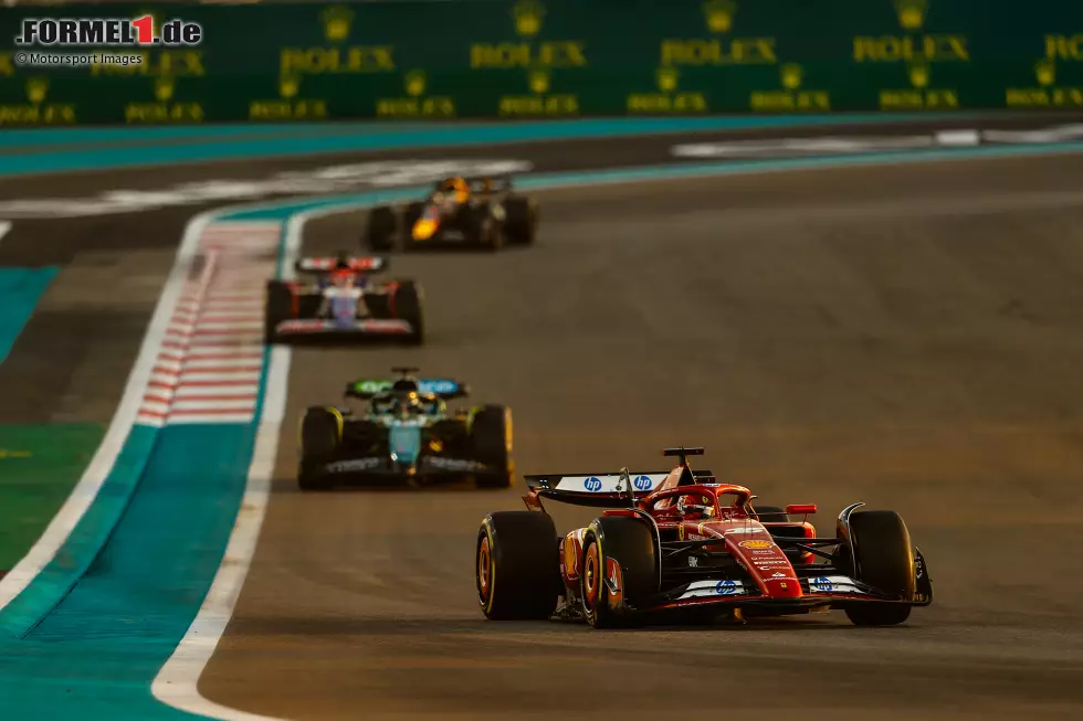 Foto zur News: Charles Leclerc (Marc Surer: 1) - &quot;Beste Zeit im Qualifying gestrichen, und noch dazu zehn Plätze zurück wegen der Batterie. Doch seine Aufholjagd verdient die Note 1.&quot;