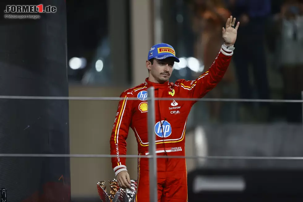 Foto zur News: Charles Leclerc (Redaktion: 2) - Hier sind wir kritischer, weil er sich mit dem Qualifying selbst in eine schlechtere Ausgangslage brachte. Das Rennen war dann natürlich top, aber vielleicht wäre mehr als P3 drin gewesen, wenn er eben von weiter vorne gestartet wäre.