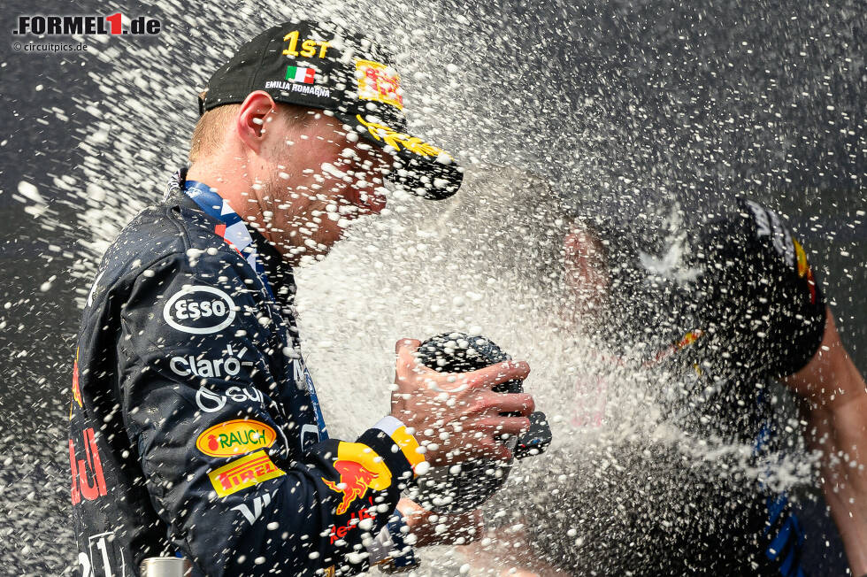 Foto zur News: Max Verstappen (Redaktion: 1) - Der Weltmeister bekommt von uns die einzige Bestnote, weil die Mehrheit der Redaktion der Meinung ist, dass der McLaren an diesem Wochenende eigentlich das schnellere Auto war. Trotzdem holte Verstappen Pole und Sieg. Das ist genau diese besondere Leistung, die wir fordern!