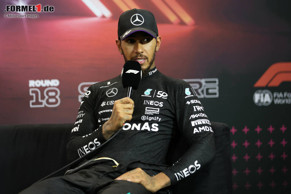 Foto zur News: Lewis Hamilton (Redaktion: 3) - Im Qualifying noch gut unterwegs, im Rennen ruinierte ihm die Strategie dann wohl eine bessere Note. Der Start auf den weichen Reifen ging nicht auf, auch deshalb, weil er beim Start keine Position gewinnen konnte. Am Ende auf alten Reifen dann chancenlos.