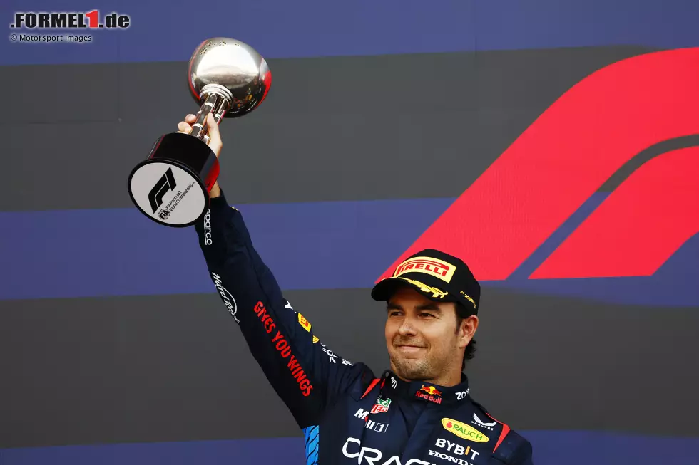 Foto zur News: Sergio Perez (Redaktion: 2) - Wir stimmen zu. Zeigte im Rennen einige starke Manöver und war im Qualifying überraschend nah an Verstappen dran. Zu wenig für eine 1, aber schaut man sich den Rückstand auf den Teamkollegen an, war es sein bislang bestes Wochenende in diesem Jahr.