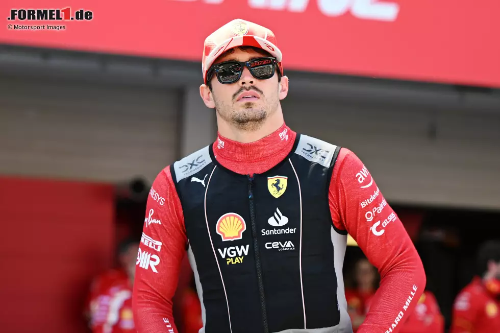 Foto zur News: Charles Leclerc (Redaktion: 2) - Wir sehen ihn eine Note besser als unser Experte, weil das Rennen wirklich stark war. Abzüge gibt es natürlich fürs Qualifying und einen kleineren Verbremser am Sonntag. Aber davon abgesehen hat er die Einstoppstrategie perfekt umgesetzt.