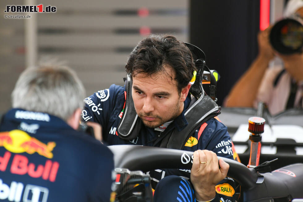 Foto zur News: Sergio Perez (Redaktion: 4) - Bei uns macht der Crash im Qualifying ebenfalls einen großen Teil der Note aus, weil er sich damit für das Rennen, das dann in der Tat ganz gut war, selbst in eine schwierige Ausgangslage brachte. Muss endlich mal wieder ein komplettes Wochenende zusammenbringen.